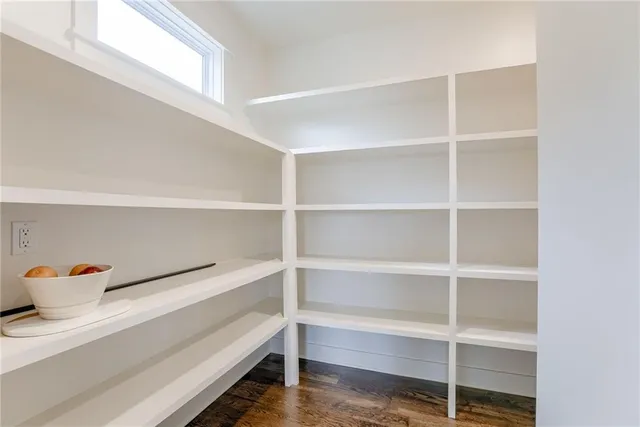 $899,990 | 22060 West 114th Street, Olathe, KS 66061