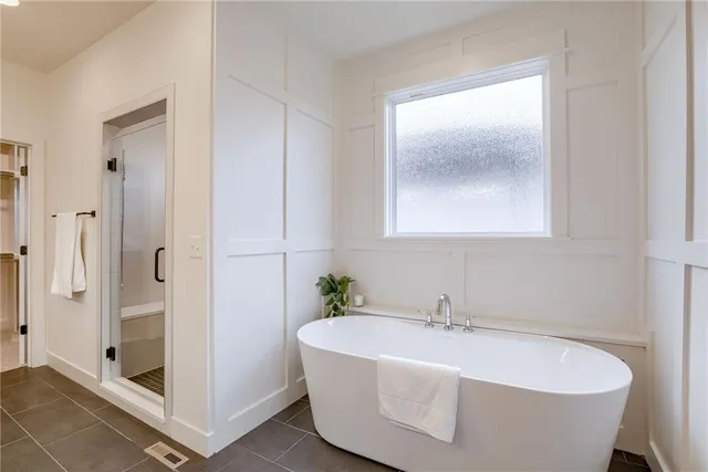 $899,990 | 22060 West 114th Street, Olathe, KS 66061