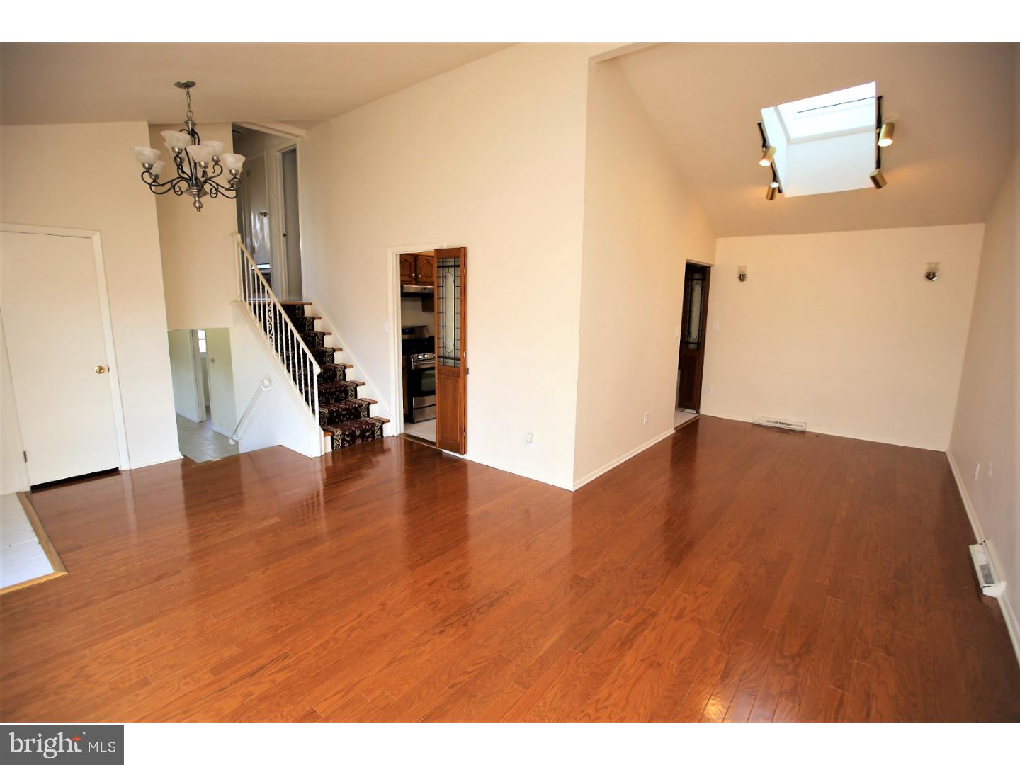 42 Penn Lyle Road Princeton Junction, NJ 08550 - Photo 2 of 25