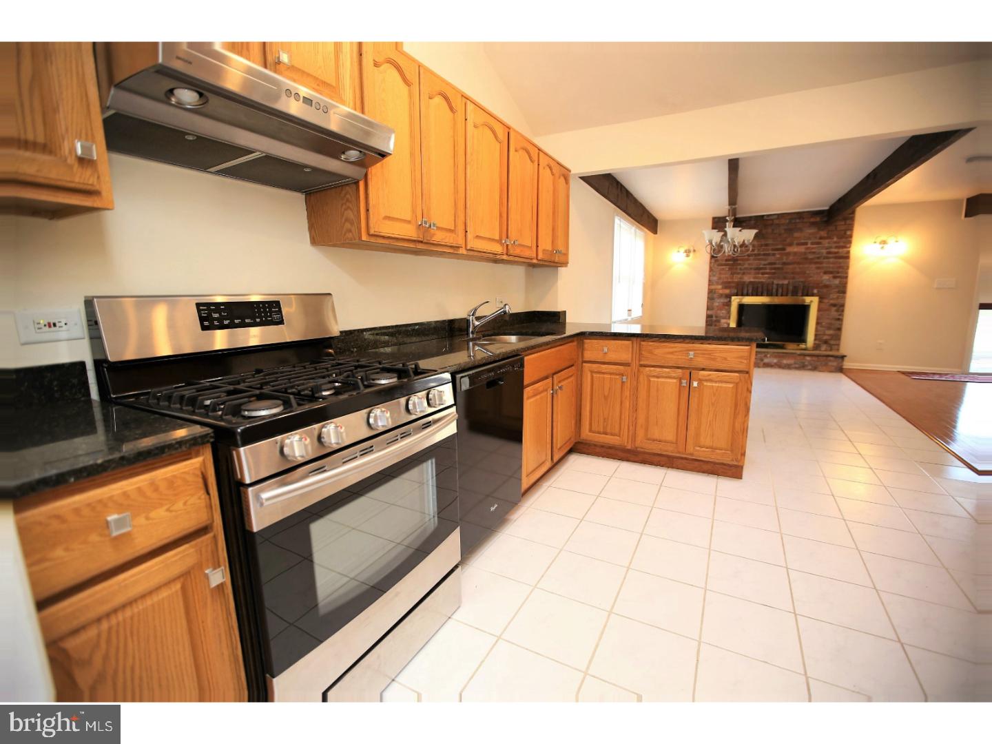 42 Penn Lyle Road Princeton Junction, NJ 08550 - Photo 8 of 25