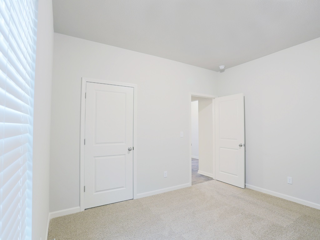 5357 Crossfield Road Memphis, TN 38109 - Photo 5 of 11