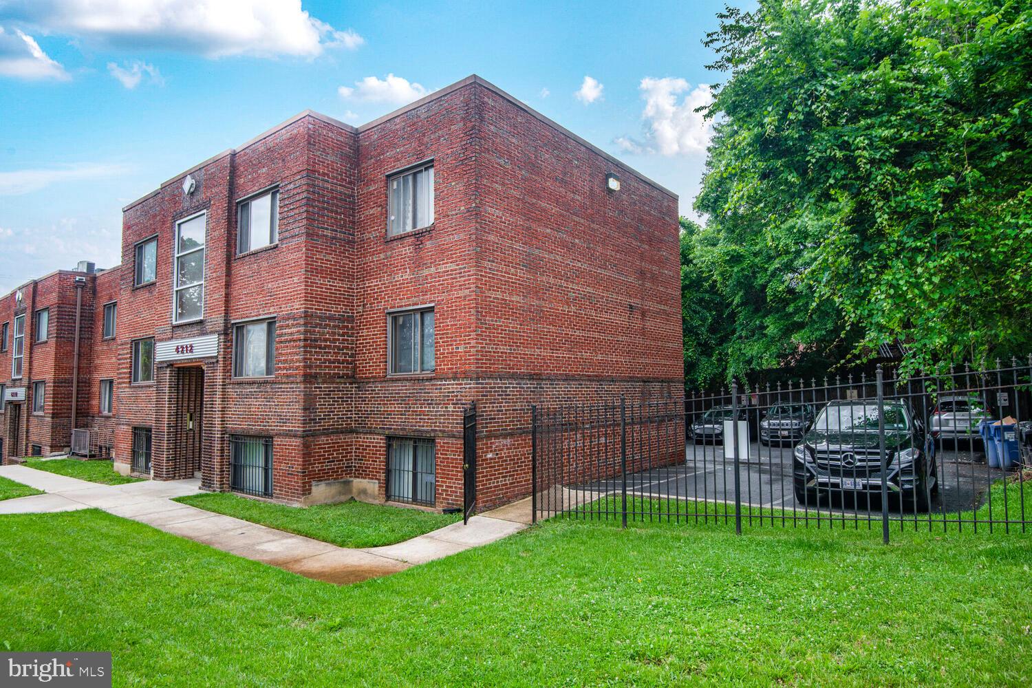 4212 Benning Road Northeast, Unit 5 Washington, DC 20019 - Photo 15 of 20