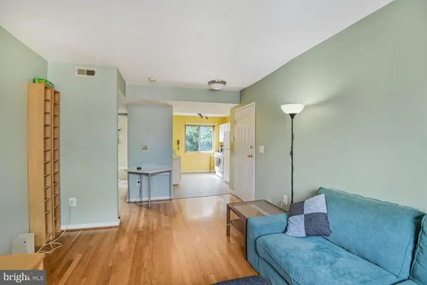 $148,000 | 4212 Benning Road Northeast, Unit 5, Washington, DC 20019