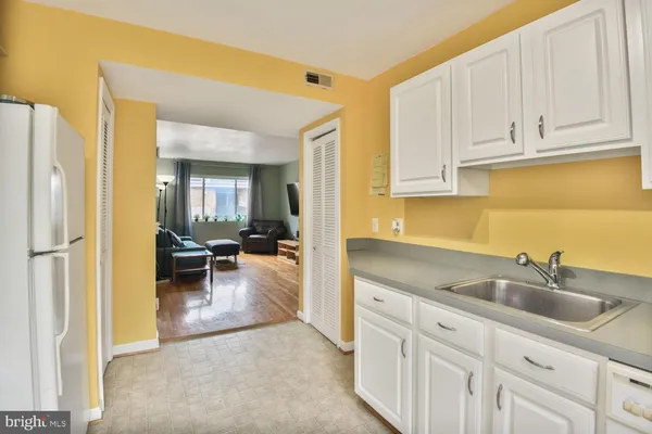 $148,000 | 4212 Benning Road Northeast, Unit 5, Washington, DC 20019