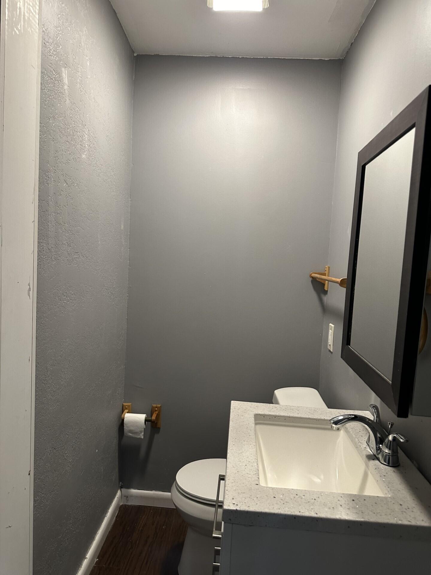 8 Hemlock Circle Chattanooga, TN 37419 - Photo 11 of 11 Half Bath