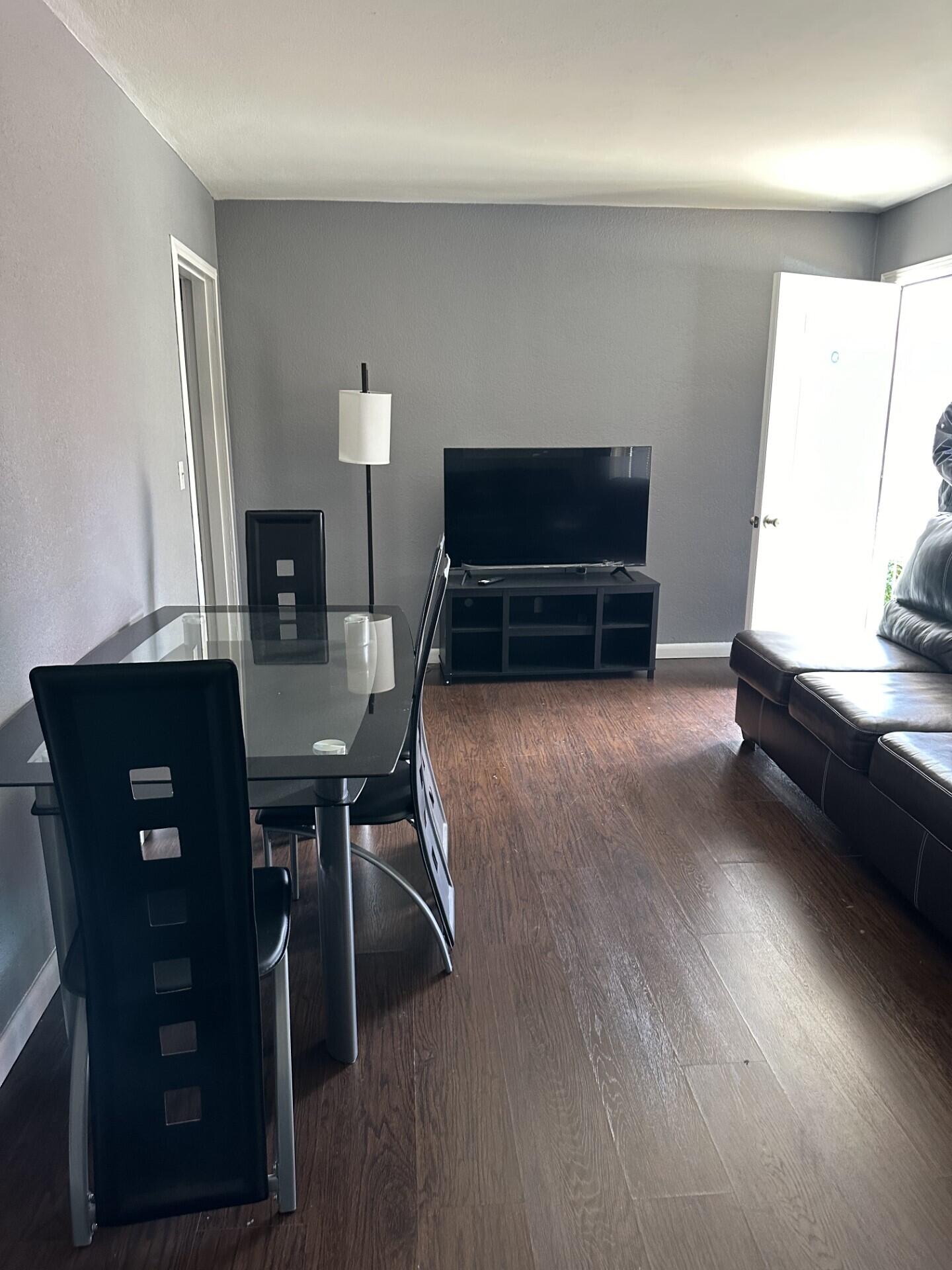 8 Hemlock Circle Chattanooga, TN 37419 - Photo 3 of 11 Great Room and Dining Room