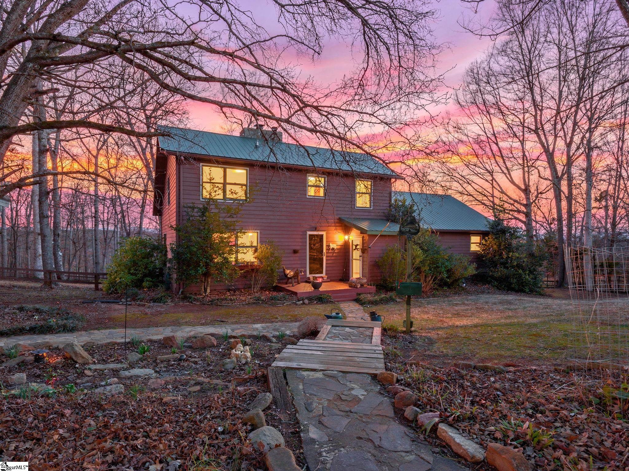 405 Loop Road Campobello, SC 29322 - Photo 1 of 49