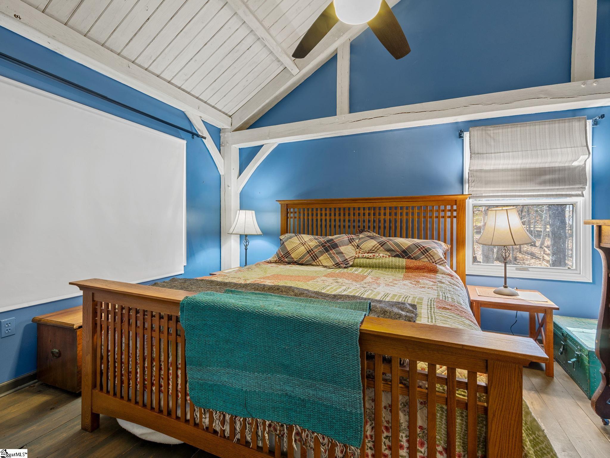 405 Loop Road Campobello, SC 29322 - Photo 16 of 49