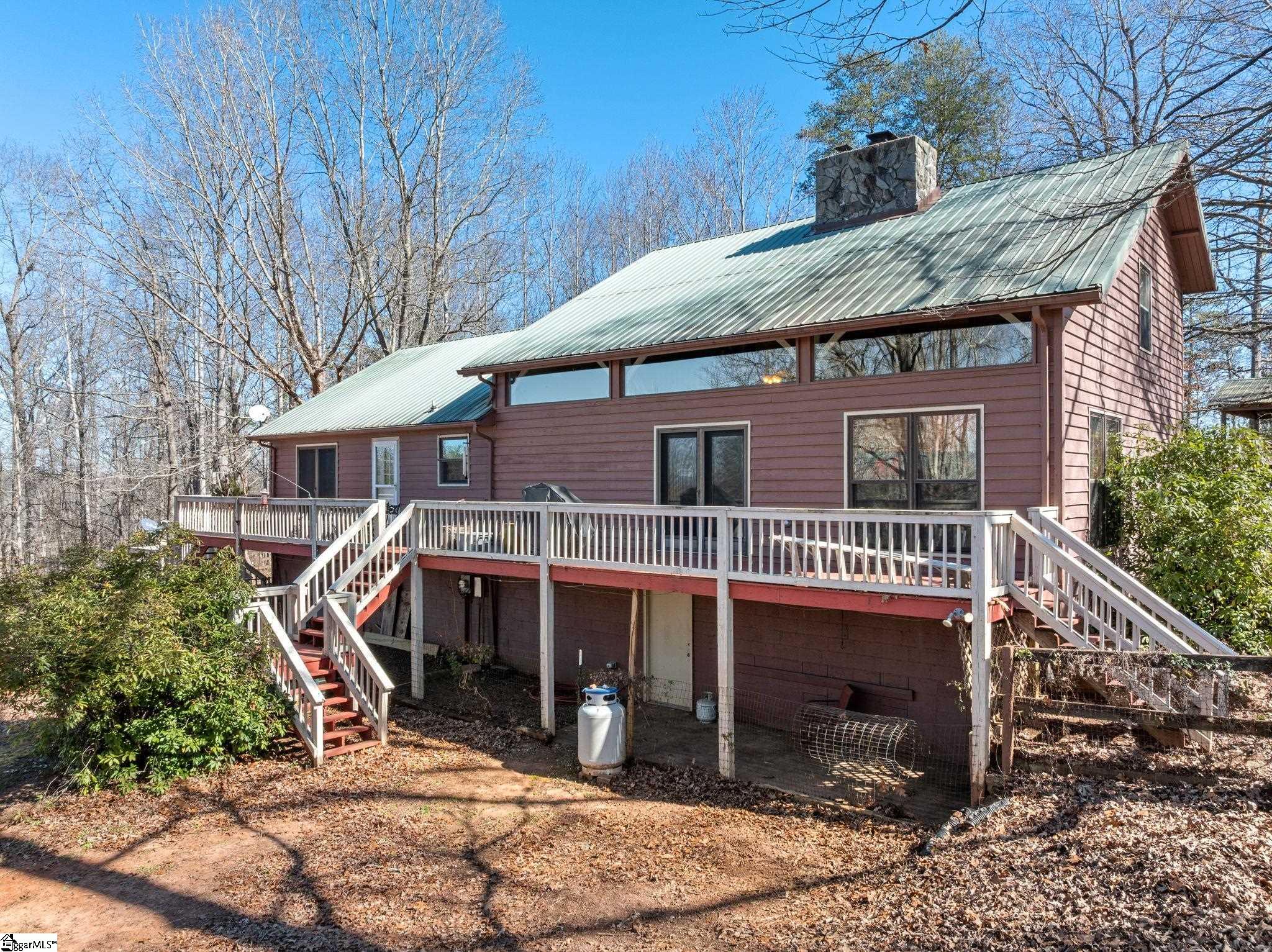 405 Loop Road Campobello, SC 29322 - Photo 30 of 49