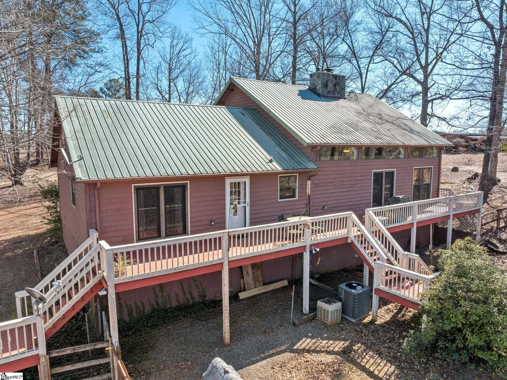 405 Loop Road Campobello, SC 29322 - Photo 39 of 49