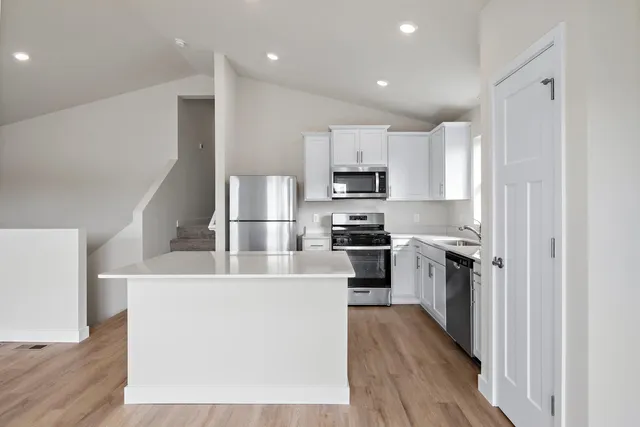 $353,900 | 625 Redwood Loop North, Cambridge, MN 55008