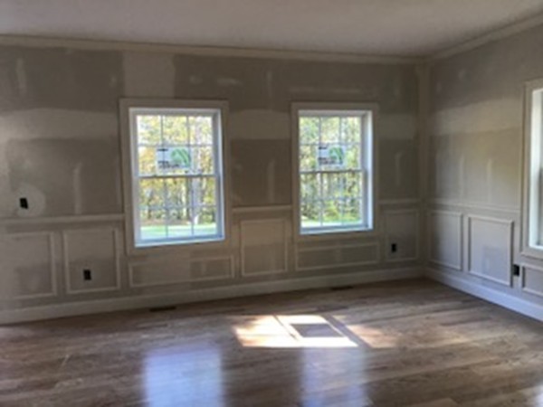 18 Boxborough Road Littleton, MA 01460 - Photo 4 of 7 Gallery Image 4