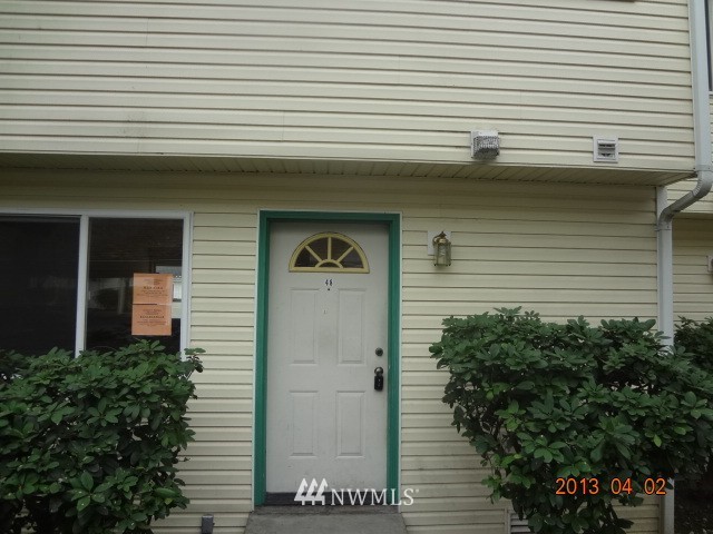 833 Southwest Sunset Boulevard, Unit J48 Renton, WA 98057 - Photo 1 of 11