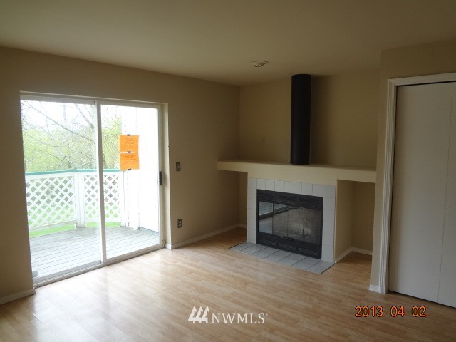 833 Southwest Sunset Boulevard, Unit J48 Renton, WA 98057 - Photo 2 of 11