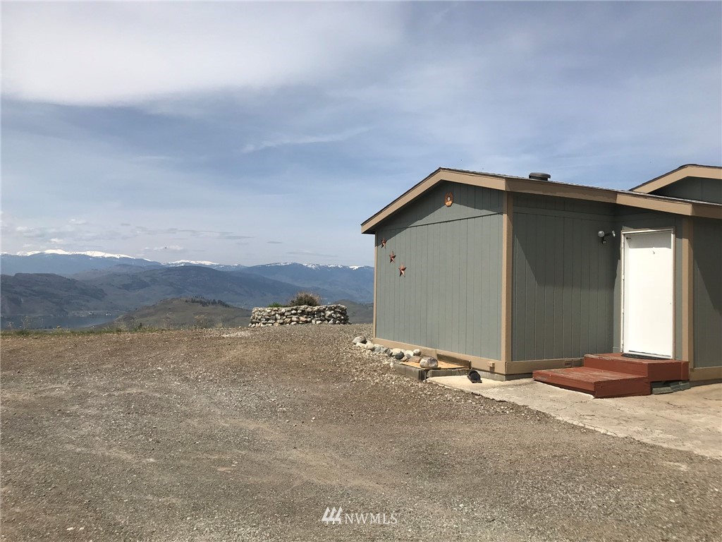 60 Sunset Ridge Road Oroville, WA 98844 - Photo 2 of 21 Gallery Image 2