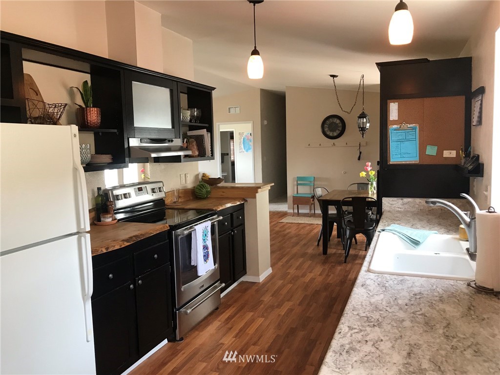 60 Sunset Ridge Road Oroville, WA 98844 - Photo 4 of 21 Gallery Image 4