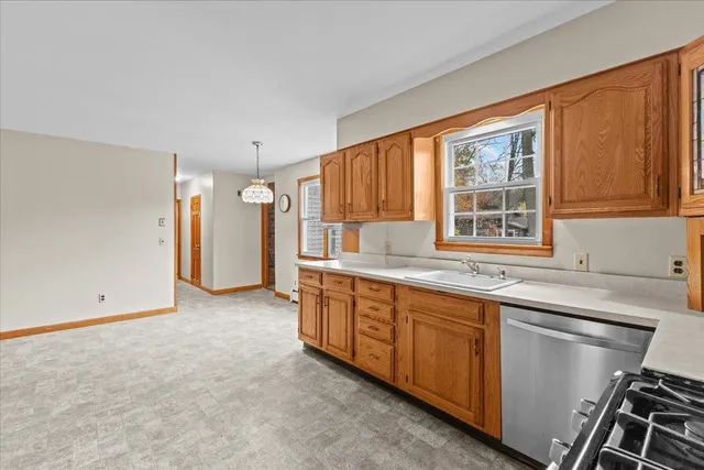 $699,900 | 23 Birchwood Lane, Burlington, VT 05408