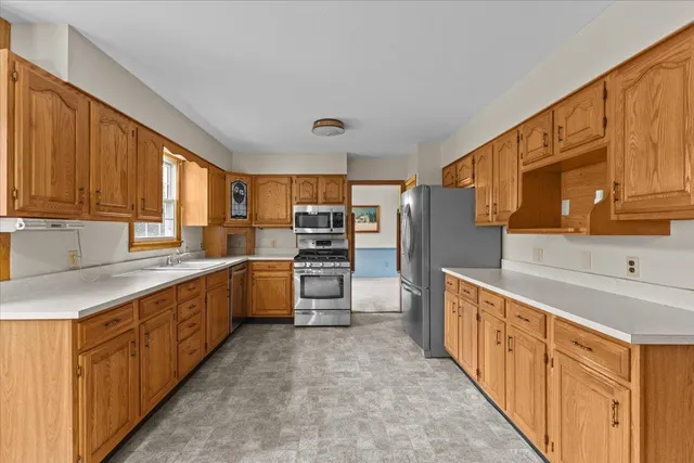 $699,900 | 23 Birchwood Lane, Burlington, VT 05408