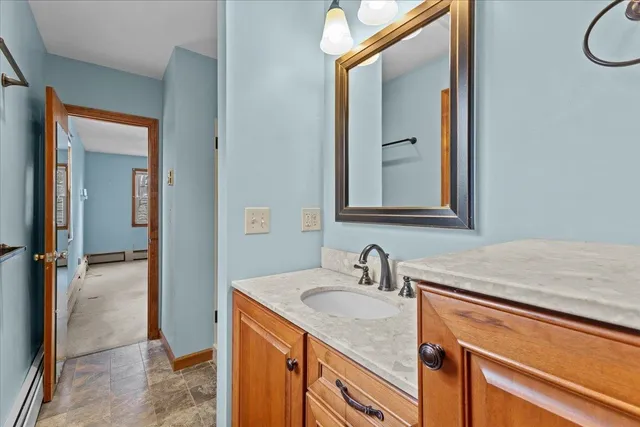 $699,900 | 23 Birchwood Lane, Burlington, VT 05408