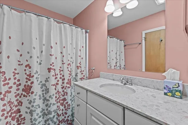 $699,900 | 23 Birchwood Lane, Burlington, VT 05408