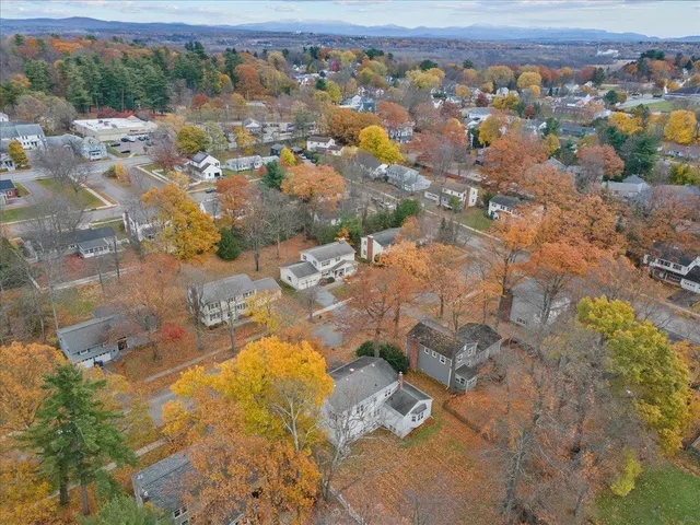$699,900 | 23 Birchwood Lane, Burlington, VT 05408