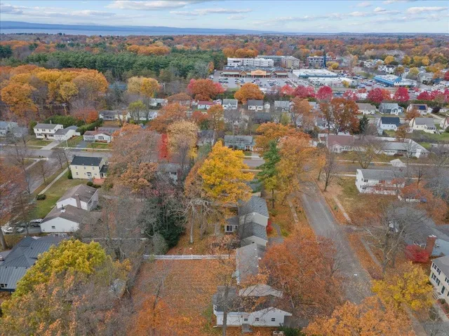 $699,900 | 23 Birchwood Lane, Burlington, VT 05408