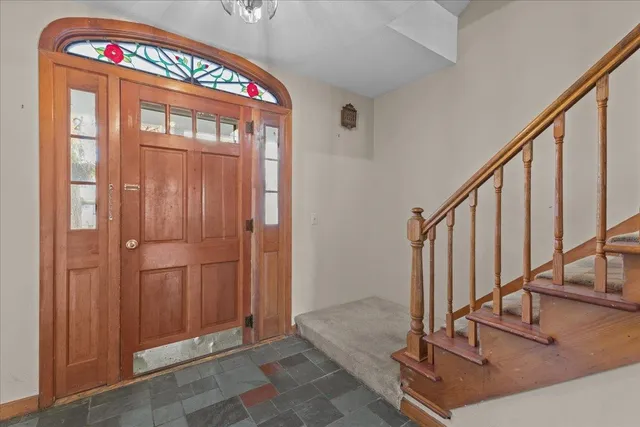 $699,900 | 23 Birchwood Lane, Burlington, VT 05408