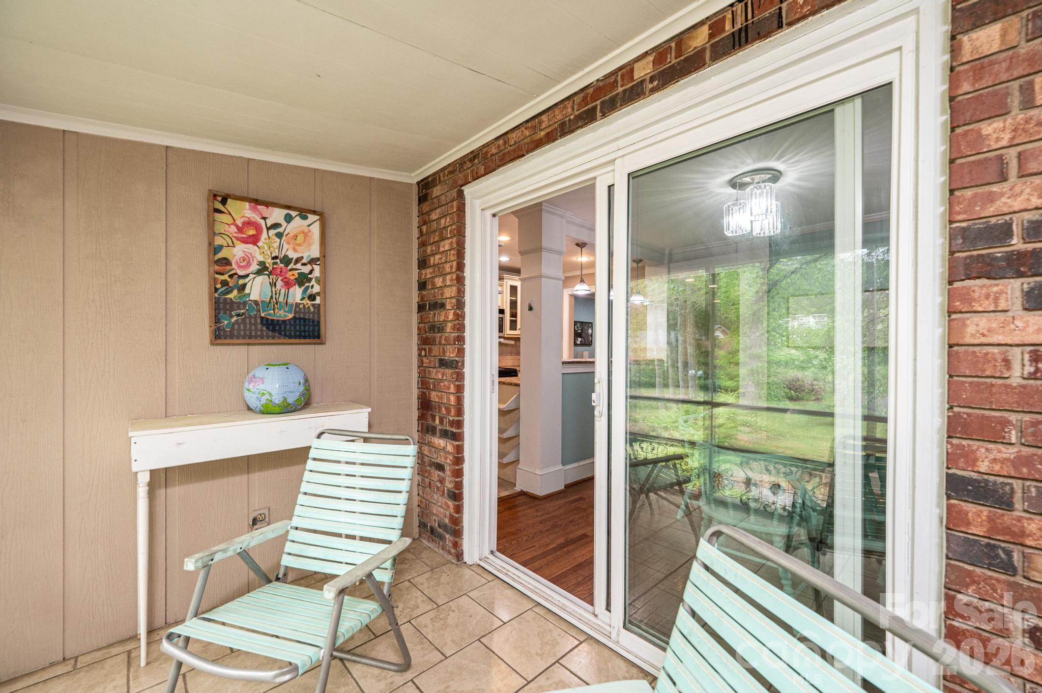 826 6th Street Northwest, Unit 4 Hickory, NC 28601 - Photo 11 of 25