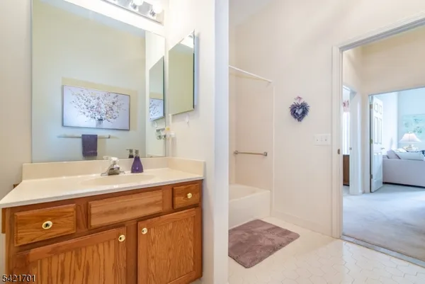 $510,000 | 703 4 Seasons Drive, Unit 703, Wayne, NJ 07470