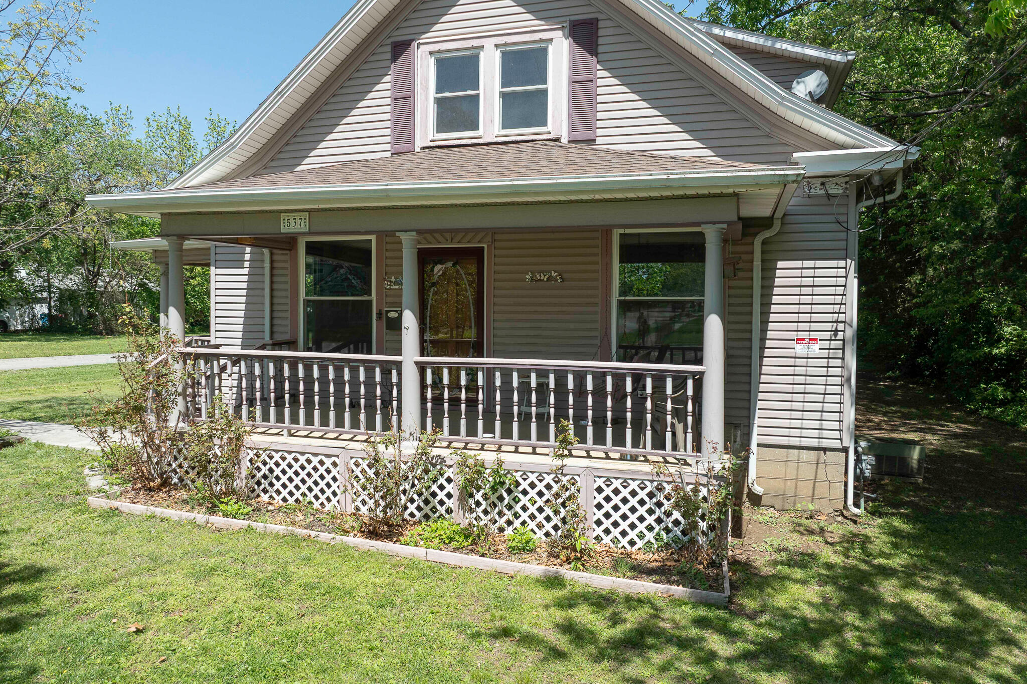 537 West Talmage Street Springfield, MO 65803 - Photo 3 of 72 Front of home