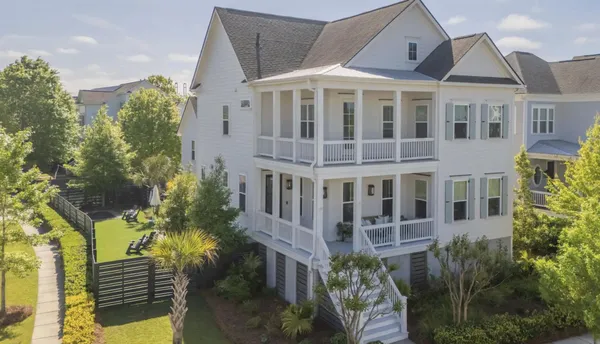 $2,100,000 | 2502 Josiah Street, Daniel Island, SC 29492