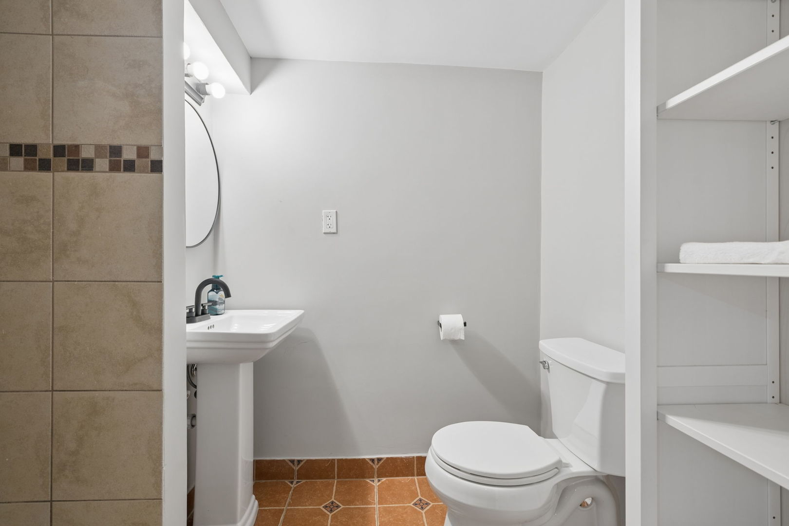 521 South Naperville Road Wheaton, IL 60187 - Photo 25 of 49