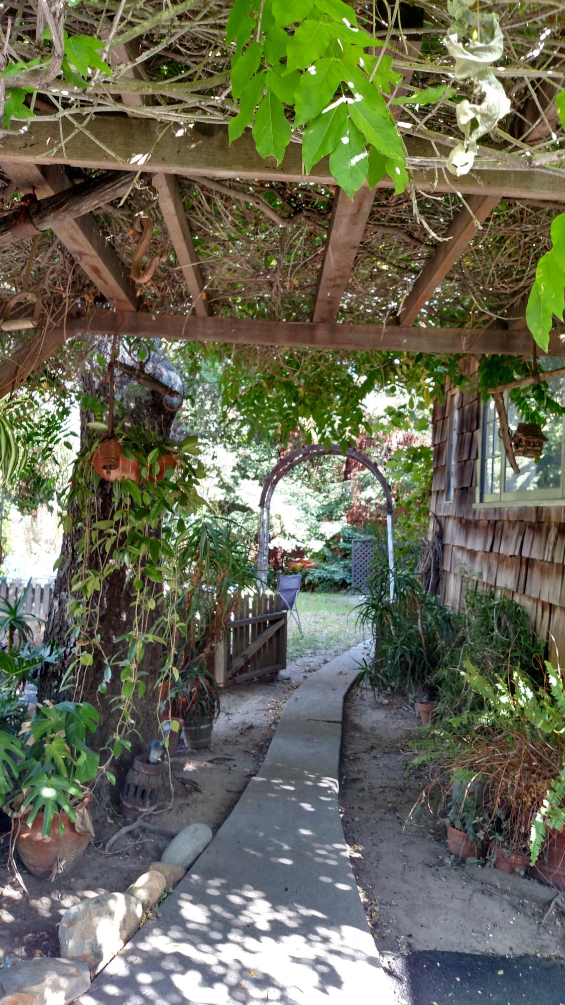 325-327 Arden Road Santa Barbara, CA 93105 - Photo 11 of 26 IMG_20160526_164620664_HDR