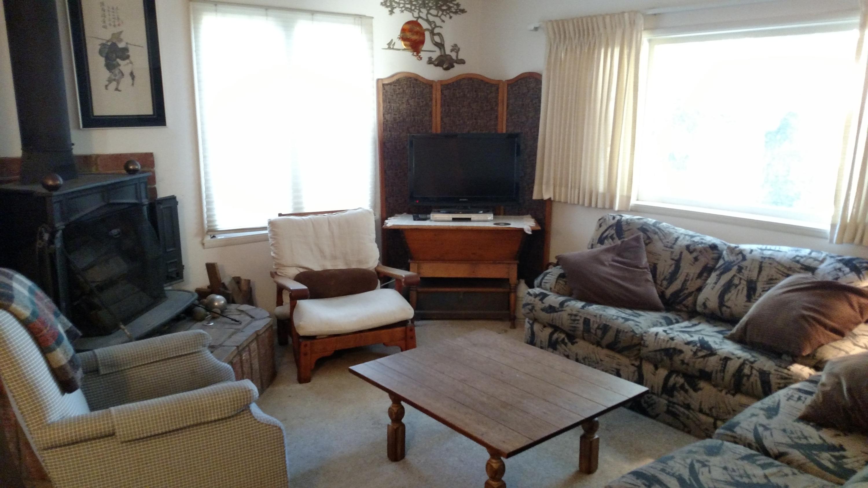 325-327 Arden Road Santa Barbara, CA 93105 - Photo 12 of 26 IMG_20160526_164910673