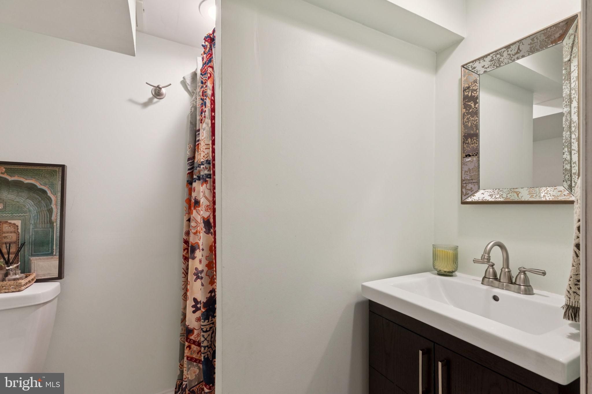 8326 Roberts Road Elkins Park, PA 19027 - Photo 29 of 39 Gallery Image 29