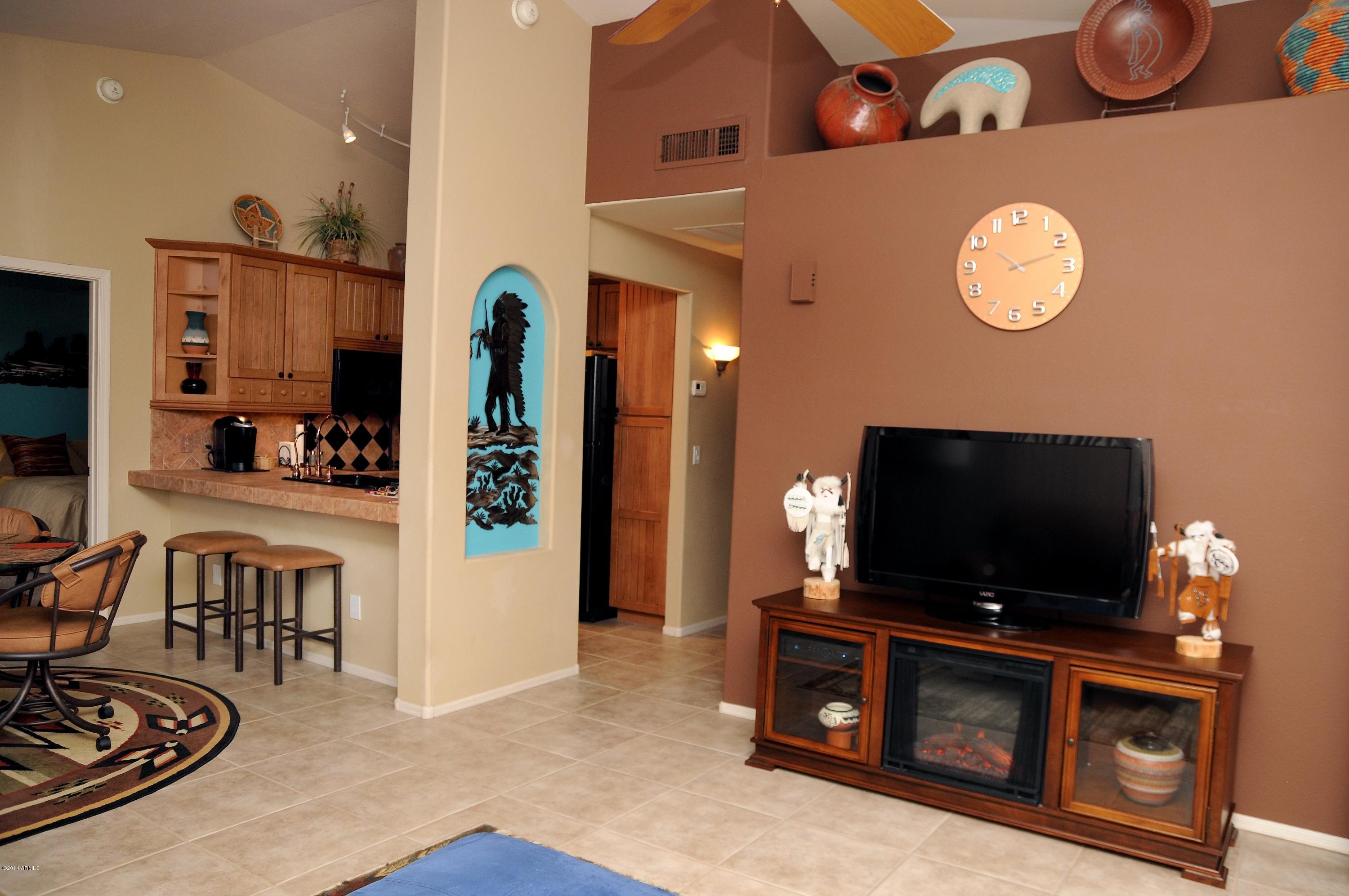 14300 West Bell Road, Unit 292 Surprise, AZ 85374 - Photo 3 of 22 SV292_06