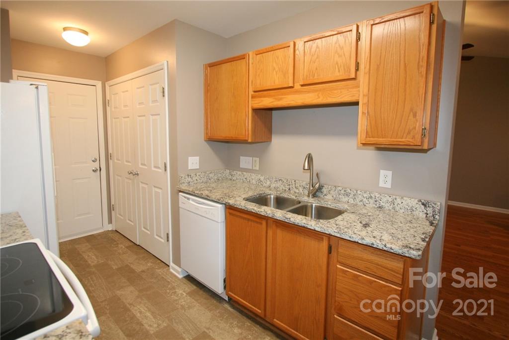 1135 Slate Ridge Road Stallings, NC 28104 - Photo 8 of 28 Gallery Image 8