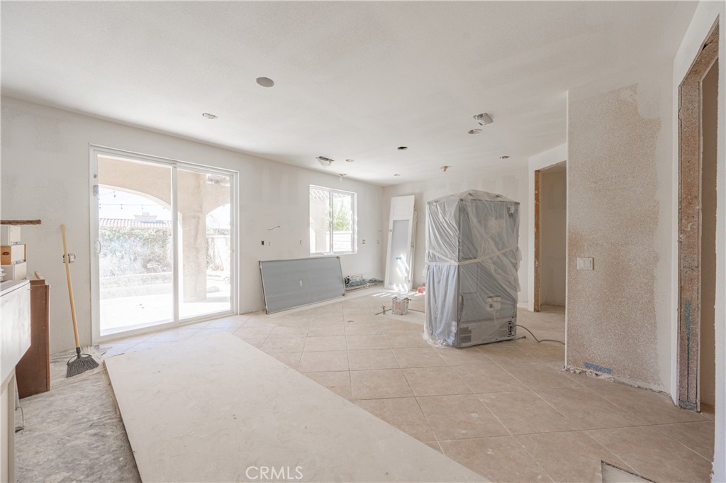 29276 Discovery Ridge Drive Saugus, CA 91390 - Photo 10 of 21 a view of empty room with large window