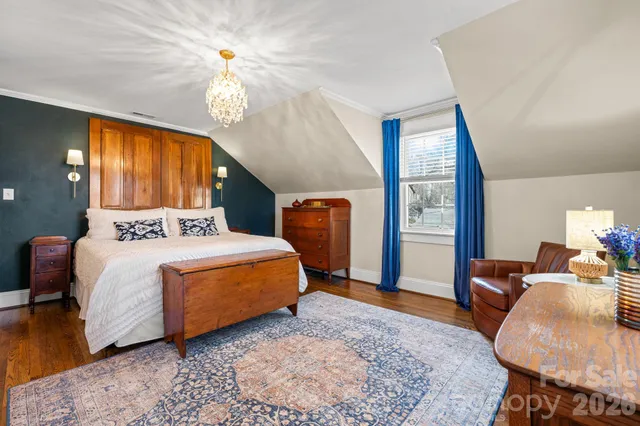 $424,900 | 530 7th Street Northwest, Hickory, NC 28601