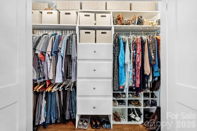 $424,900 | 530 7th Street Northwest, Hickory, NC 28601