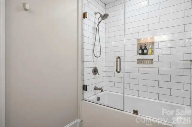 $424,900 | 530 7th Street Northwest, Hickory, NC 28601