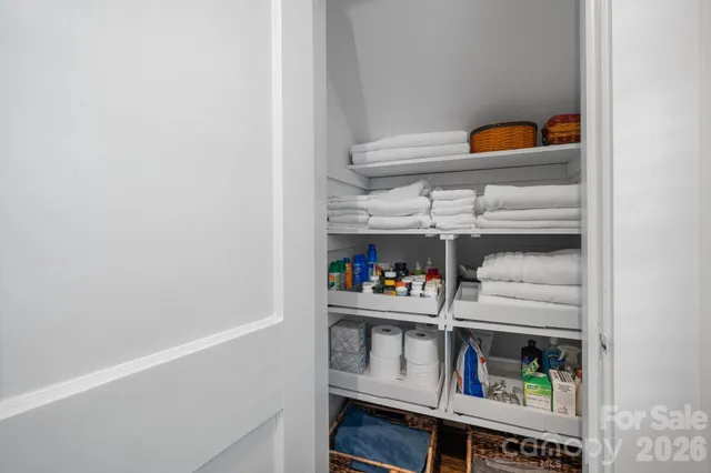 $424,900 | 530 7th Street Northwest, Hickory, NC 28601