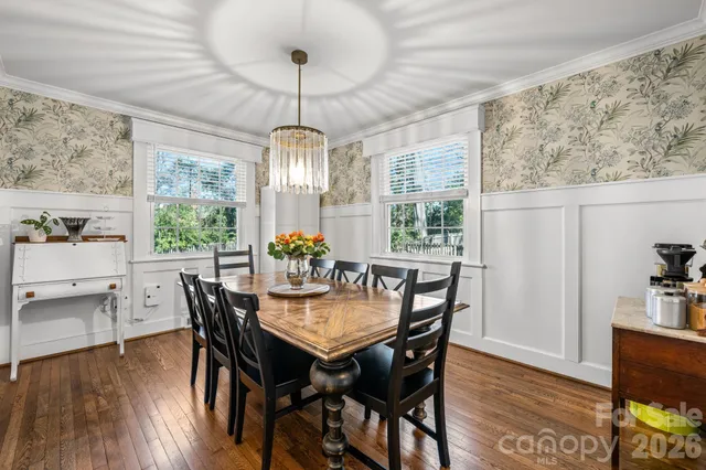 $424,900 | 530 7th Street Northwest, Hickory, NC 28601