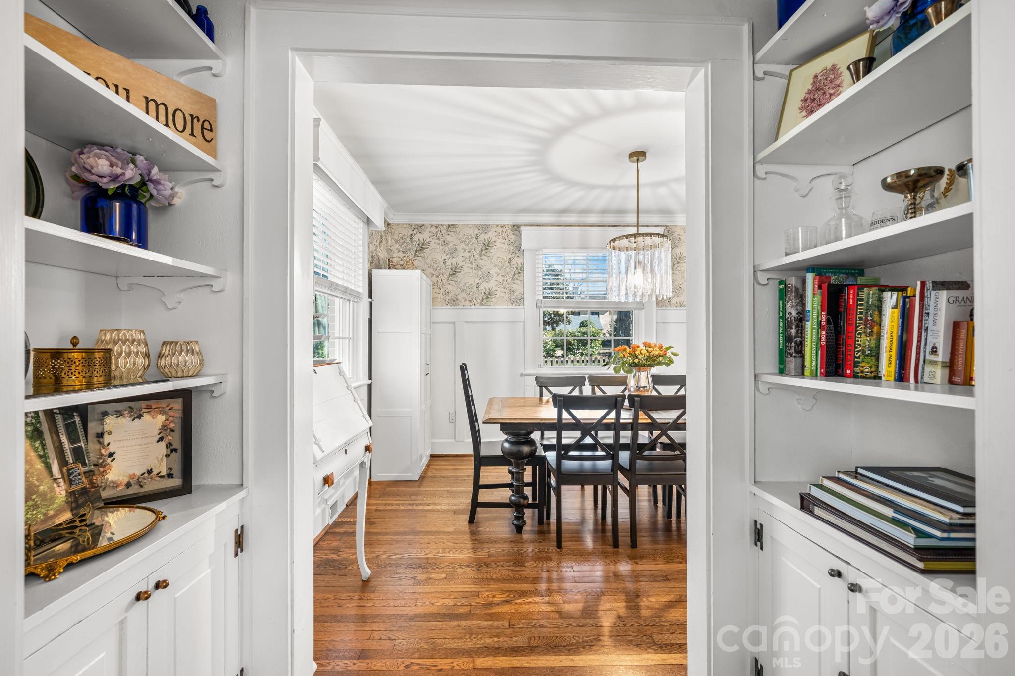 530 7th Street Northwest Hickory, NC 28601 - Photo 10 of 34