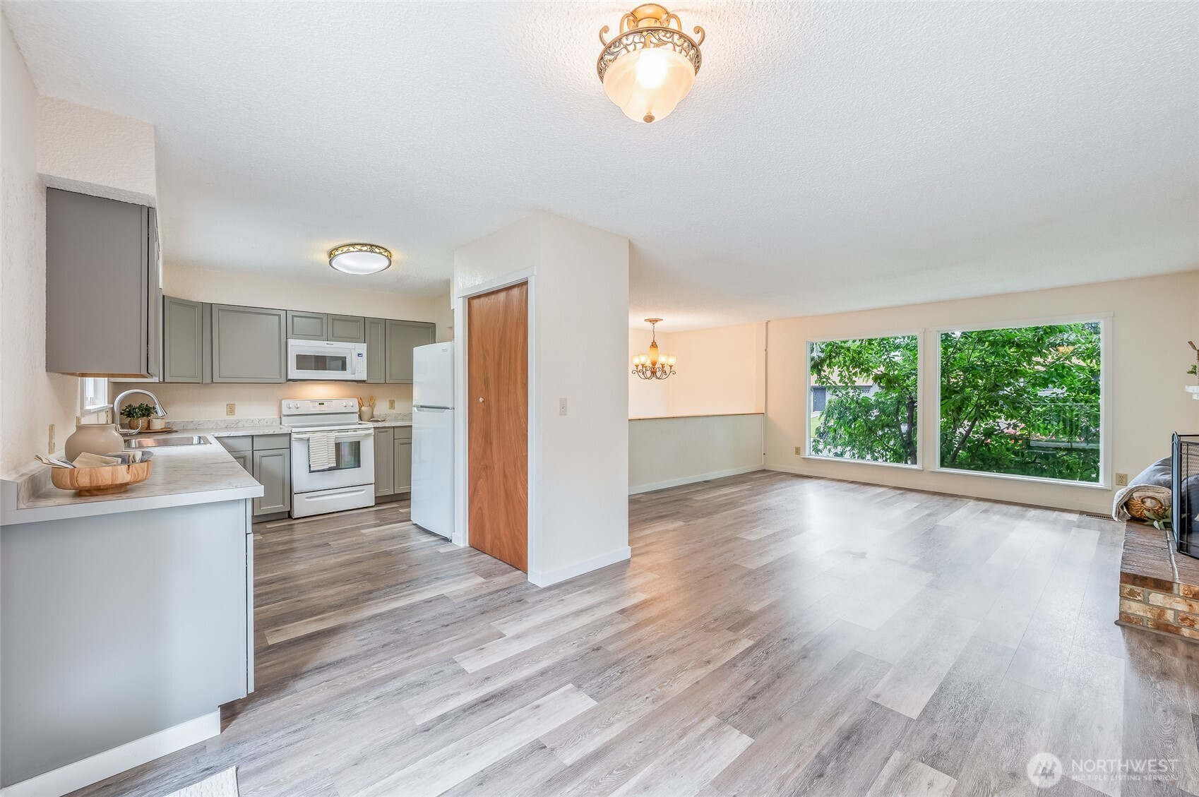 1312 Fourth Street Wenatchee, WA 98801 - Photo 14 of 34