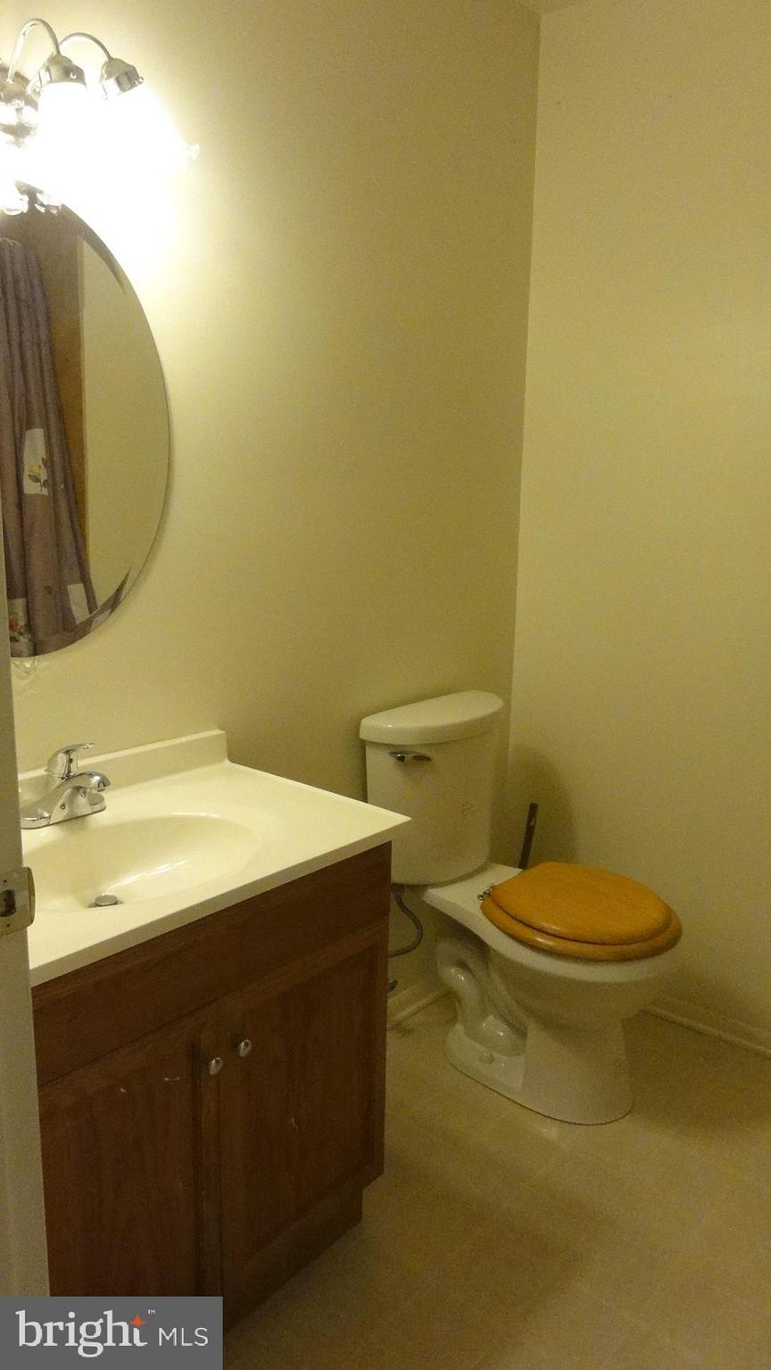 11 Benwell Road, Unit C Reisterstown, MD 21136 - Photo 13 of 16 Full Bath w/vinyl & Wanity