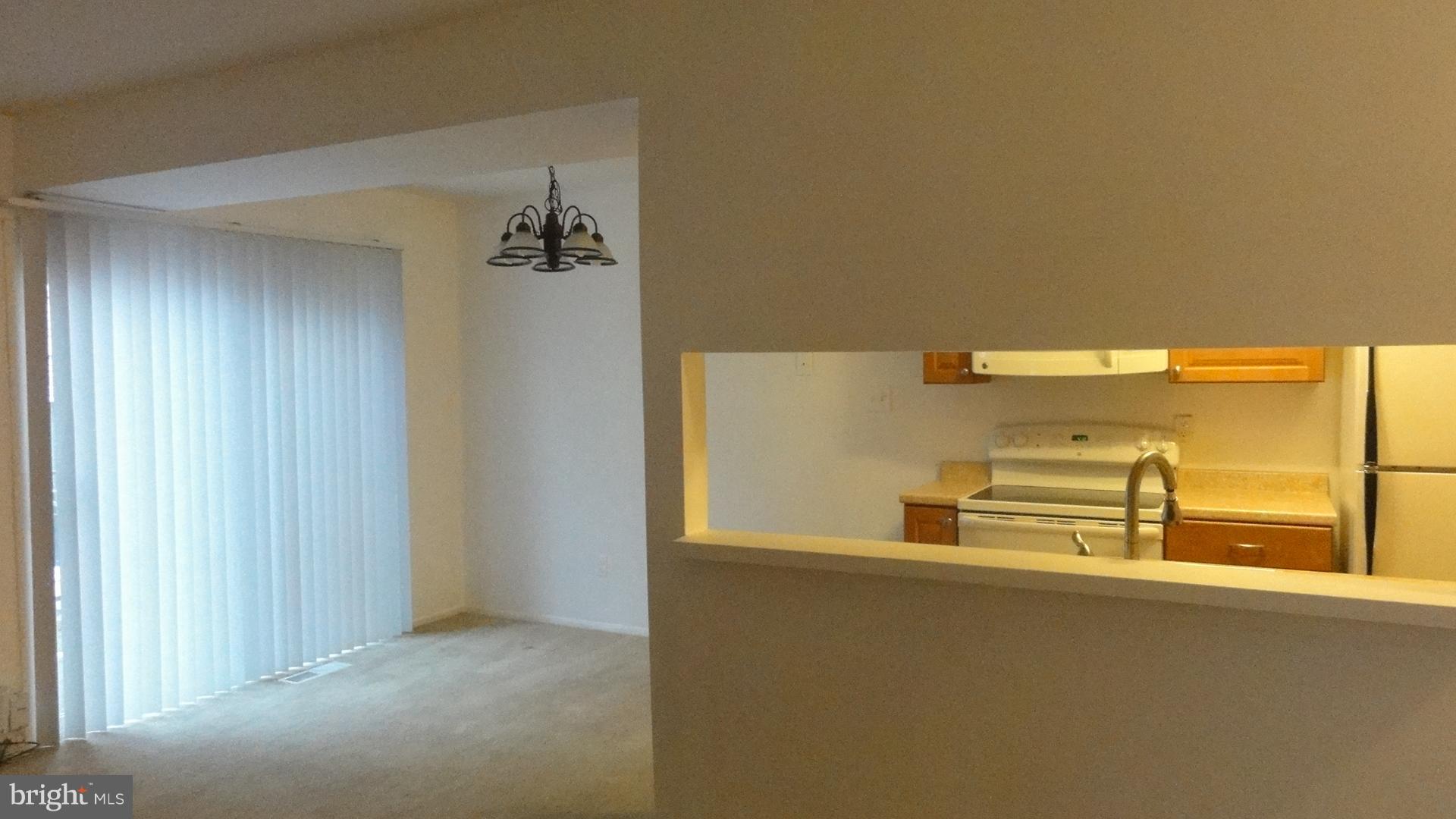 11 Benwell Road, Unit C Reisterstown, MD 21136 - Photo 5 of 16 Dining Room & Kitchen