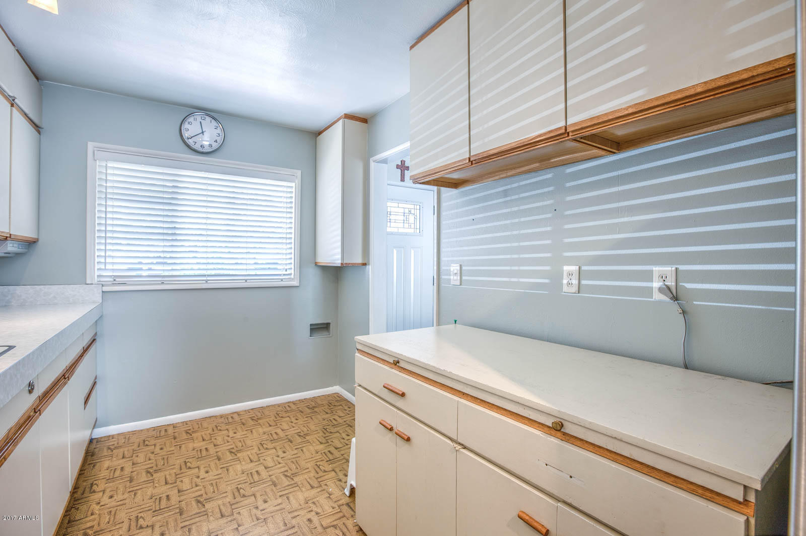 446 West Cheery Lynn Road Phoenix, AZ 85013 - Photo 14 of 31 Kitchen