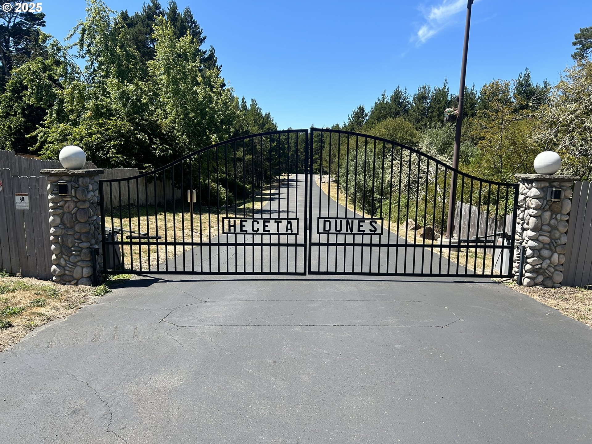 Bellevue Drive Florence, OR 97439 - Photo 31 of 34 a view of a street from a balcony