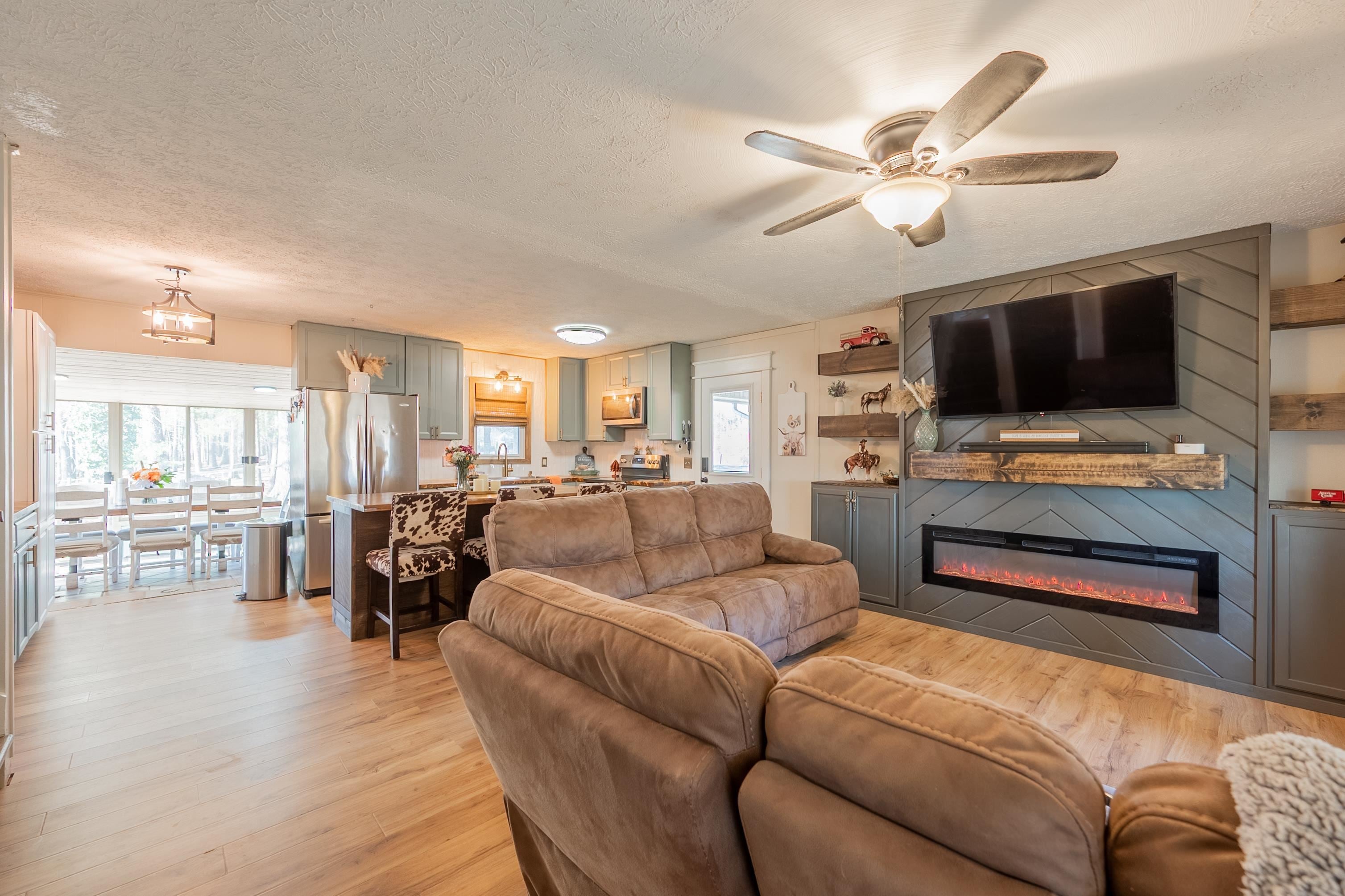 1865 Oak Grove Road Woodlawn, VA 24381 - Photo 25 of 82 Gallery Image 25